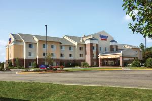 Fairfield Inn & Suites By Marriott Weirton,Wheeling>>Weirton,3 star