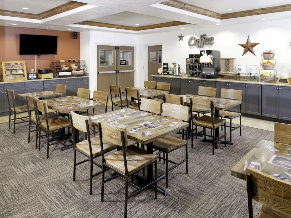 yellowstone park hotel