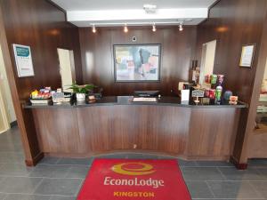 Econo Lodge City Centre,Ontario>>Kingston,2 star