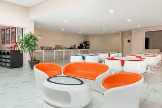 Clarion Inn & Suites Kissimmee-Lake Buena Vista South,Kissimmee>>Celebration,3 star