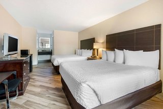 Clarion Inn & Suites Kissimmee-Lake Buena Vista South,Kissimmee>>Celebration,3 star