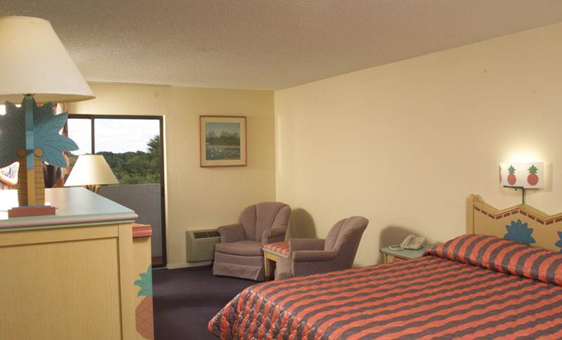 palazzo lakeside hotel