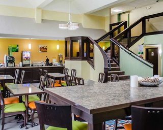 Quality Inn & Suites Medina - Akron West,Cleveland>>Akron,3 star