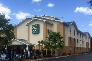 Quality Inn & Suites Leesburg Chain Of Lakes,Near Venetian Gardens,3 star