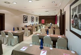 nh collection leon plaza mayor