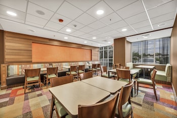 fairfield inn and suites by marriott lumberton