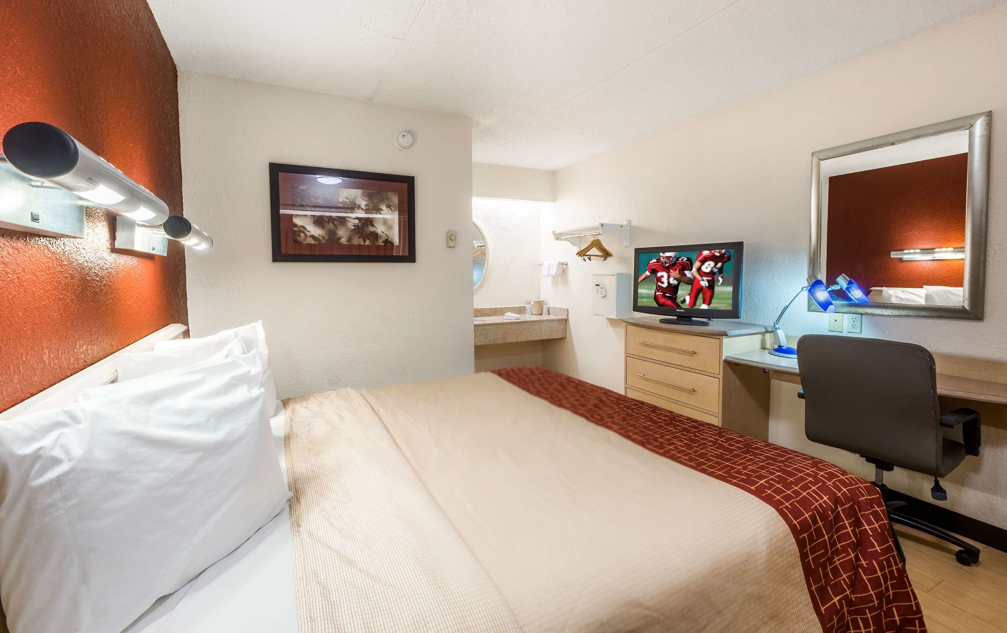 red roof inn jacksonville airport