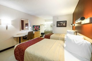 red roof inn jacksonville airport