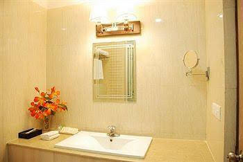 divine the boutique hotel