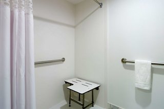 hilton garden inn queens jfk airport