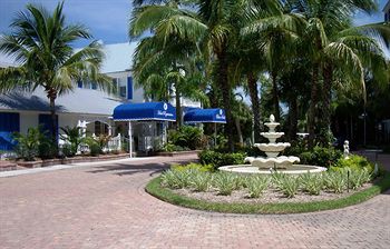 olde marco island inn and suites