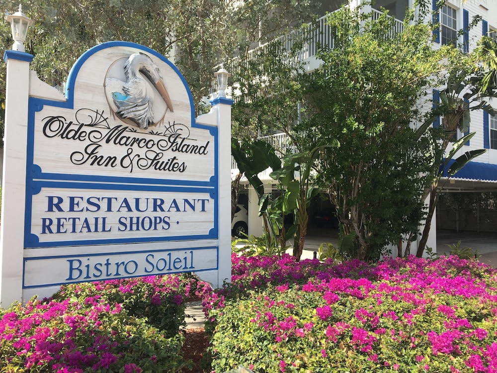 olde marco island inn and suites