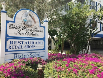 olde marco island inn and suites