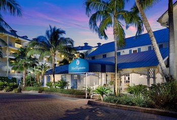 olde marco island inn and suites