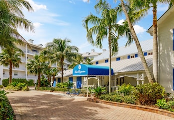 Olde Marco Island Inn And Suites,Collier County>>Collier,3 star