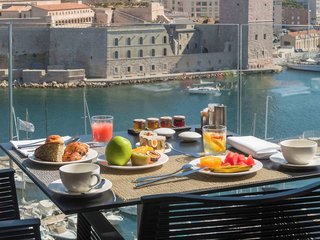 sofitel marseille vieux port