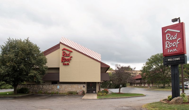 red roof inn kalamazoo west  western michigan u