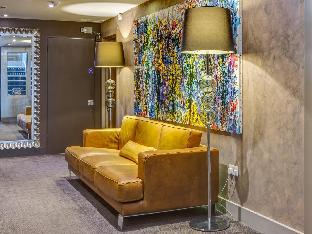 Hotel 55,Gatwick>>Ealing,4 star