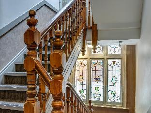 Hotel 55,Gatwick>>Ealing,4 star