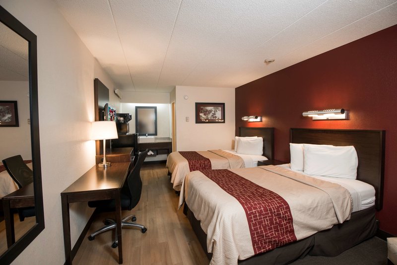 red roof inn plus chicago willowbrook