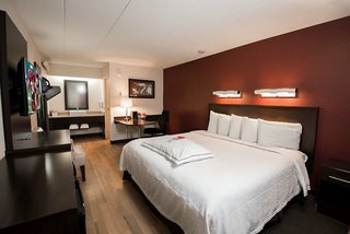 red roof inn plus chicago willowbrook