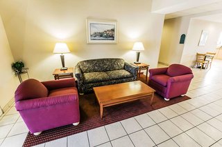 Mainstay Suites Wilmington - University Area,Wilmington>>Kings Grant,3 star