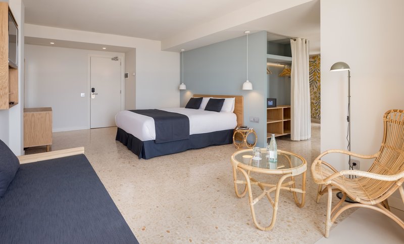 aqua hotel silhouette and spa adults only