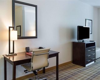 Comfort Suites Mandeville - Covington,Hammond>>Covington,3 star