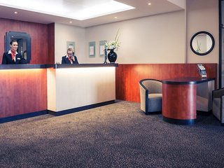 Mercure Maurepas Saint Quentin,Elancourt>>Buc,4 star