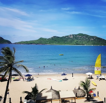 suites las flores beach mazatlan