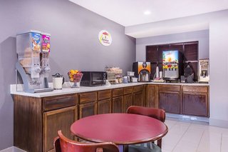 super 8 by wyndham greer spartanburg area