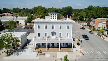 the cadillac house lexington tapestry collection by hilton