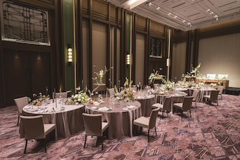 waldorf astoria osaka