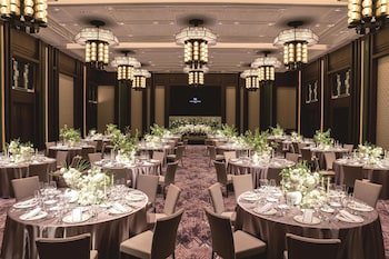waldorf astoria osaka