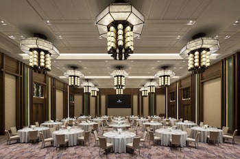 waldorf astoria osaka