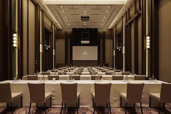 waldorf astoria osaka