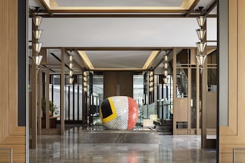 waldorf astoria osaka