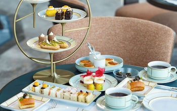 waldorf astoria osaka