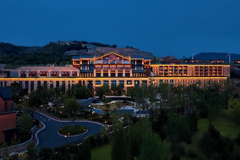 secan hotel qingdao curio collection by hilton