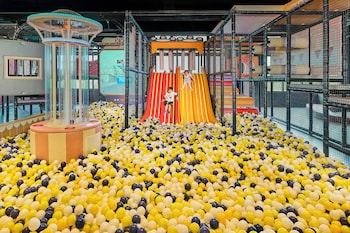 secan hotel qingdao curio collection by hilton