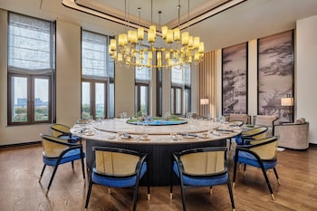 secan hotel qingdao curio collection by hilton