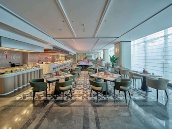 doubletree by hilton yanji