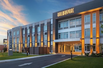 hotel railwayparc montreal tapestry collection by hilton