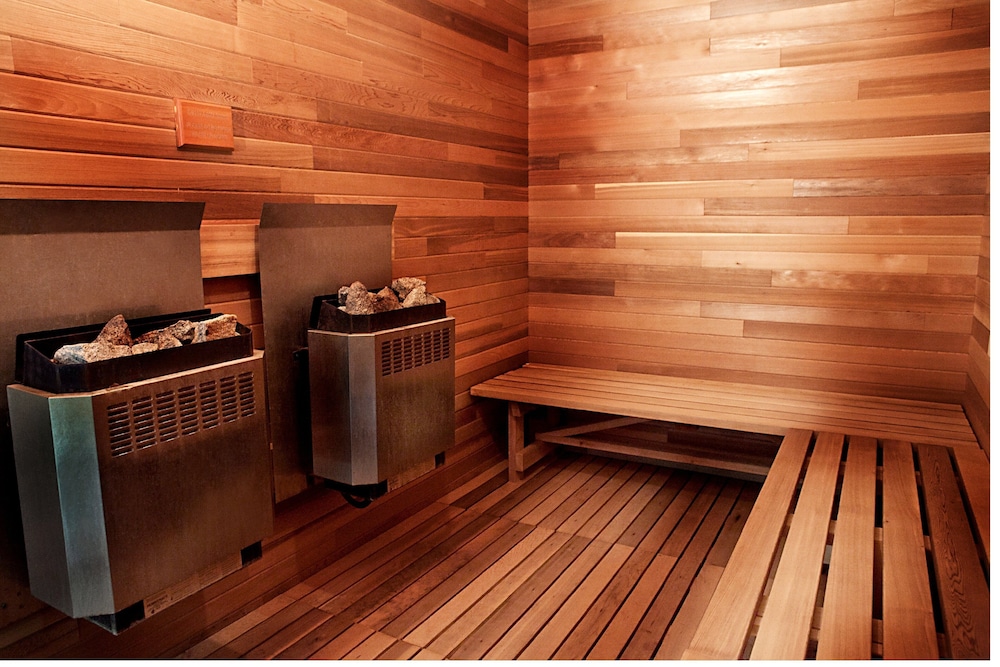 holiday inn express and suites langley by ihg