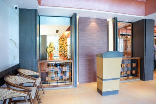 hotel kinara grand