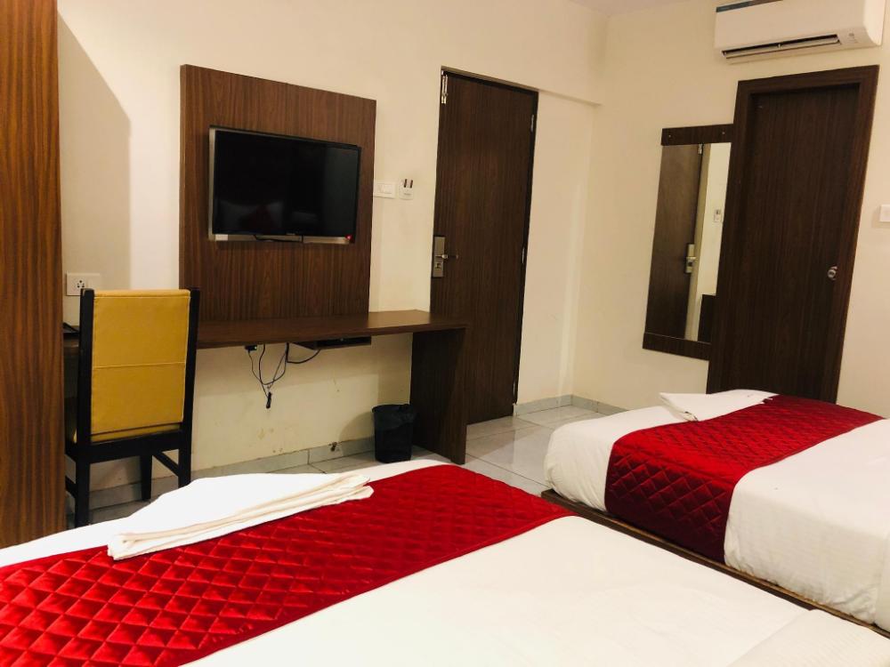 hotel bkc garden near trade center visa consulate