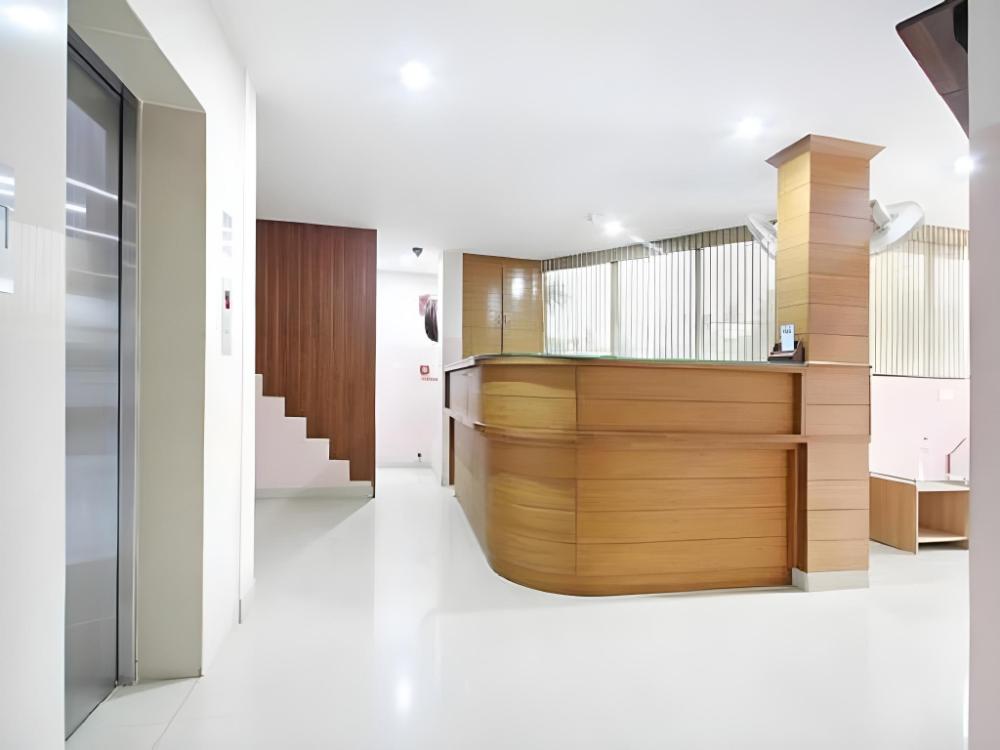 hotel tri star regency