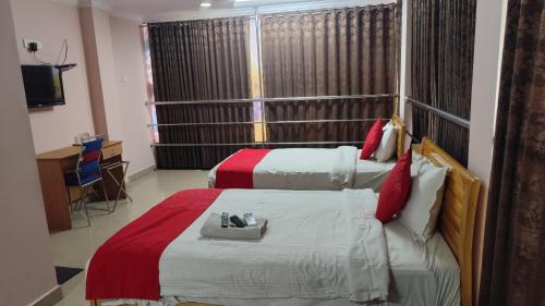 hotel tri star regency