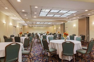 days inn by wyndham kenner new orleans airport south