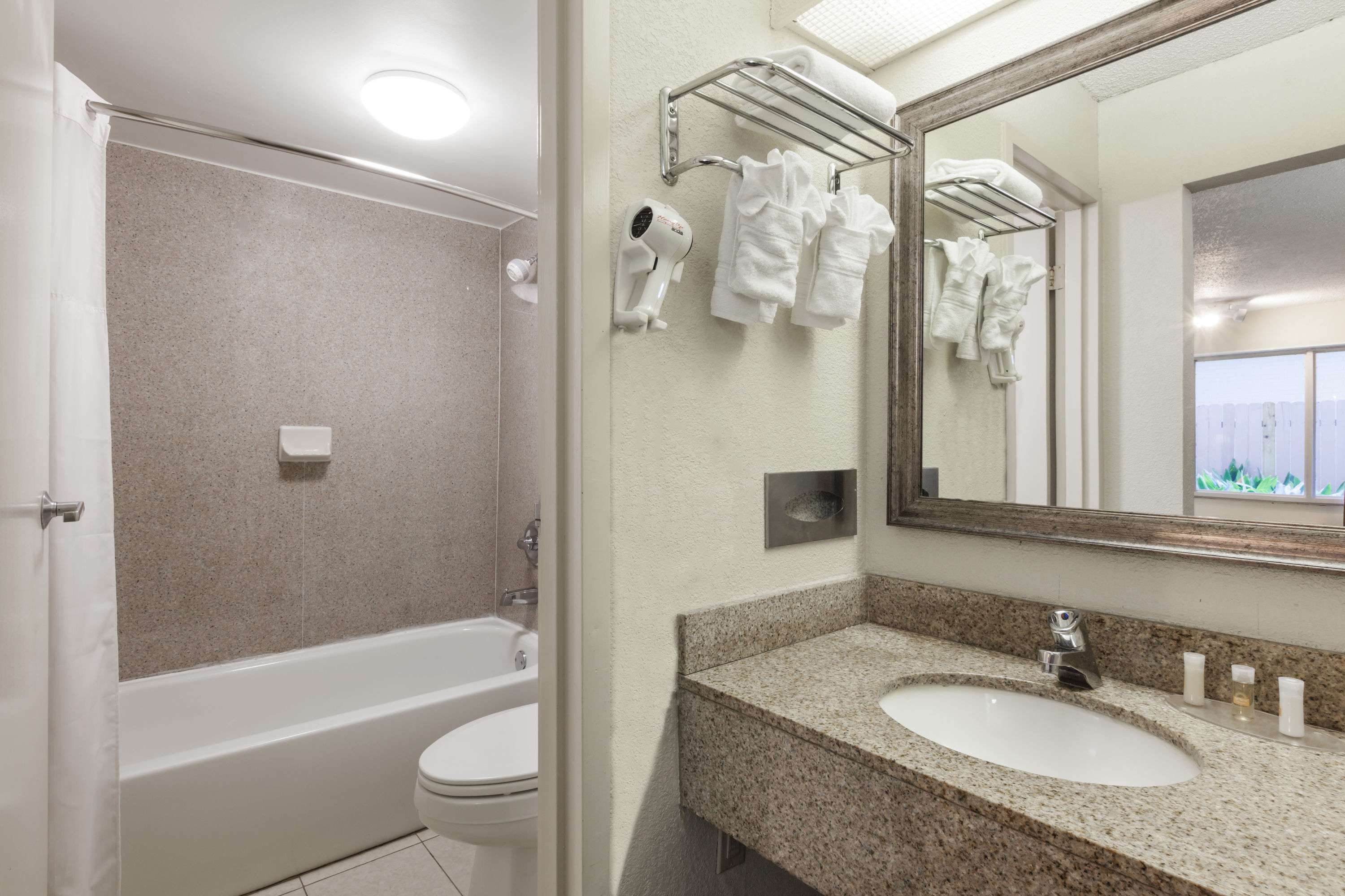 days inn by wyndham new orleans airport